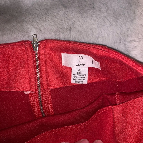 Suede red skirt - Picture 2 of 2